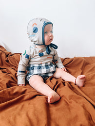 MONTAGE reversible baby bonnet