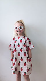 STRAWBERRIES PENNY oversized pocket short sleeved dress
